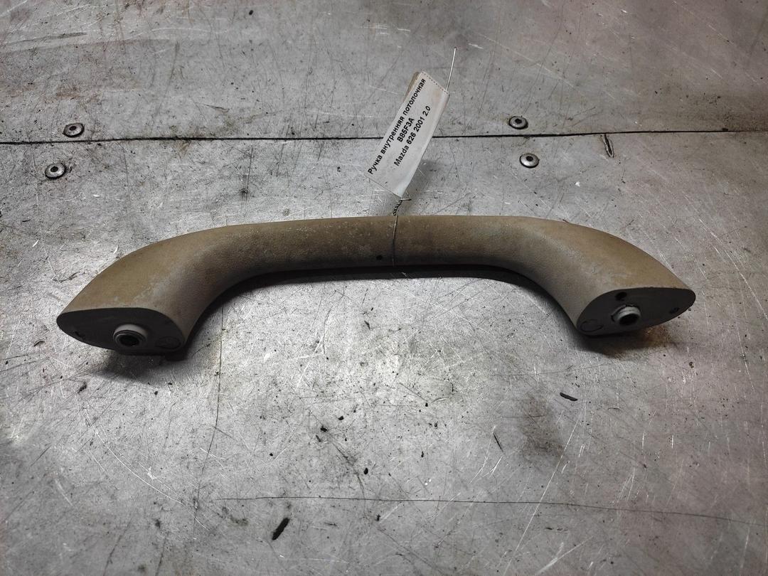 Ручка внутренняя потолочная B85F3A Mazda 626