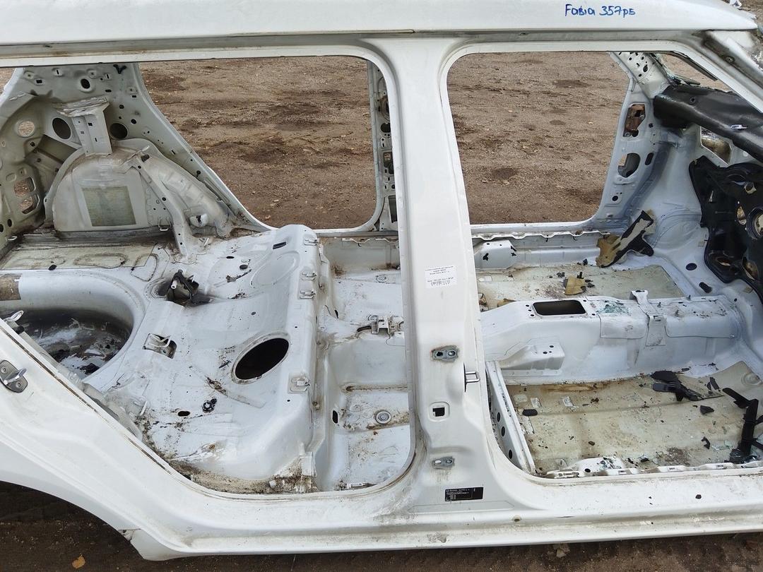 Стойка кузовная центральная правая I5AOIZ Skoda Fabia