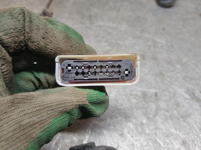 Проводка двери задней правой 19MNR8 Seat Altea купить с доставкой