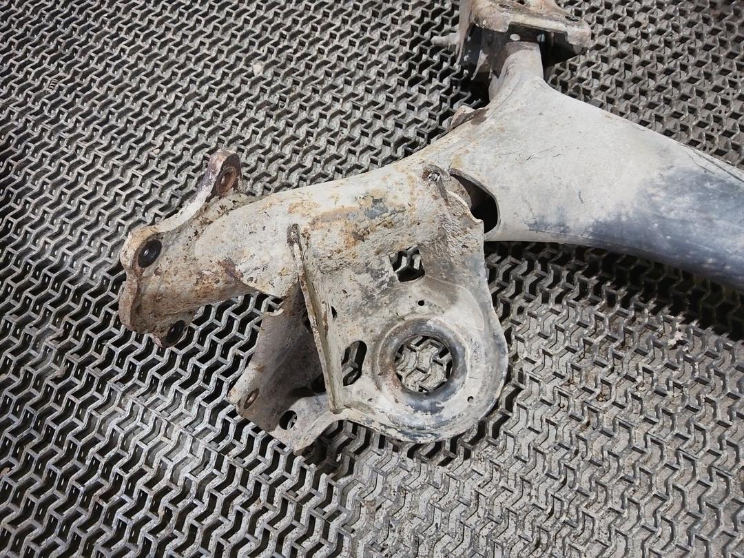 Балка подвески задняя 2HMJ44 Peugeot 307 купить