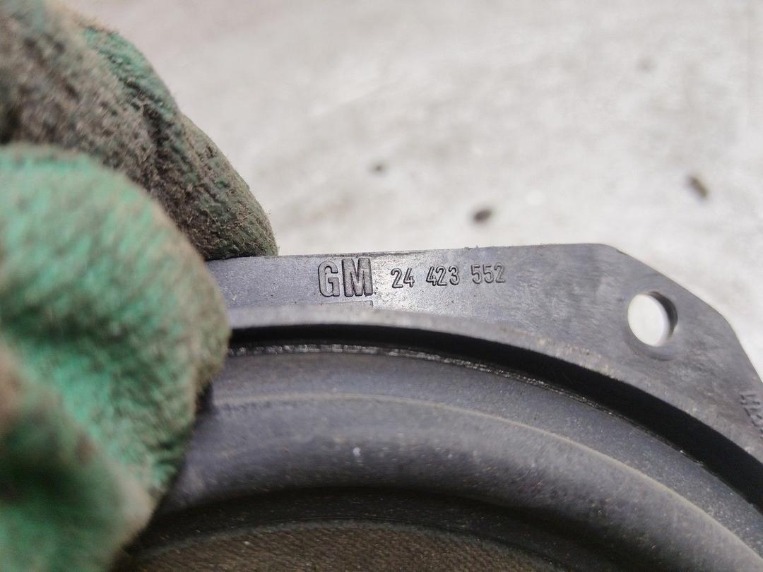 Динамик двери передней правой 4FW417 Opel Vectra купить на авторазборке