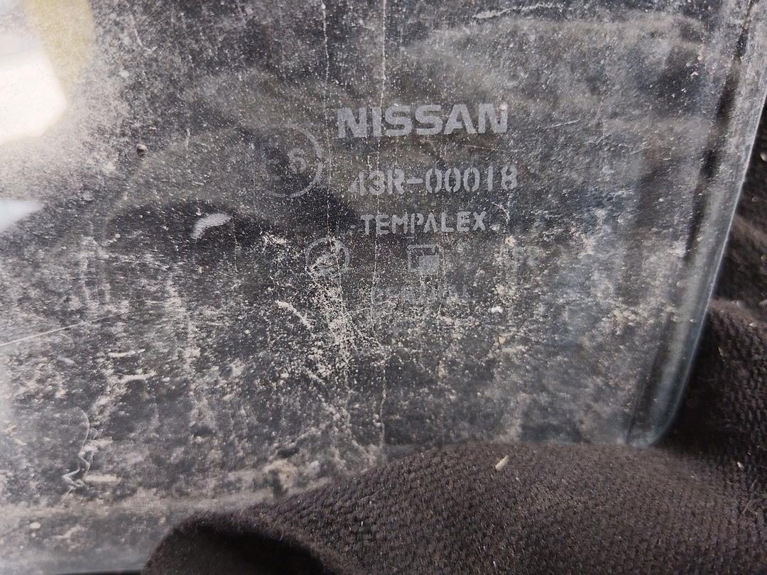 Стекло двери задней левой 13OB82 Nissan Sunny купить в магазине запчастей бу