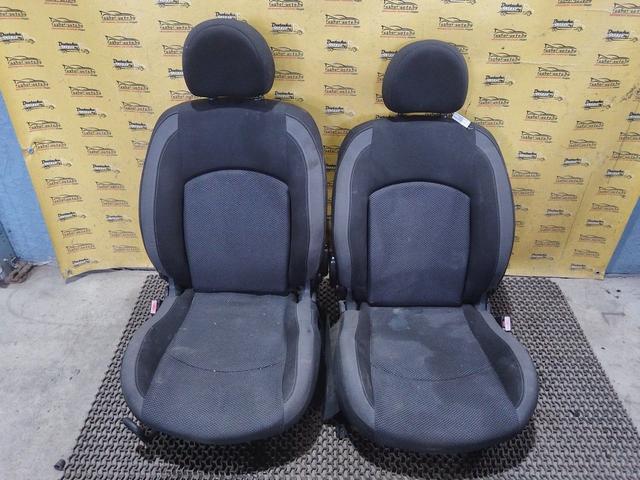 Салон (комплект сидений) 31AHUK Peugeot 206