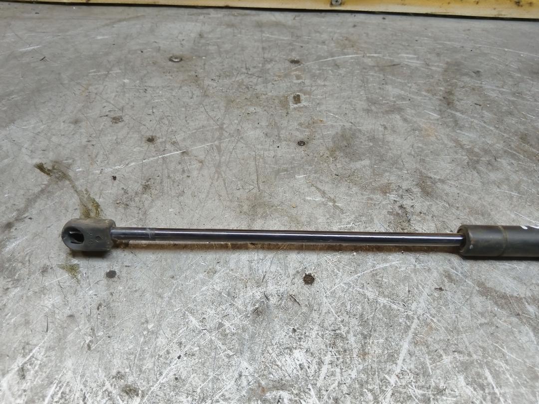 Амортизатор крышки багажника (3-5 двери) AU24CD Seat Toledo купить