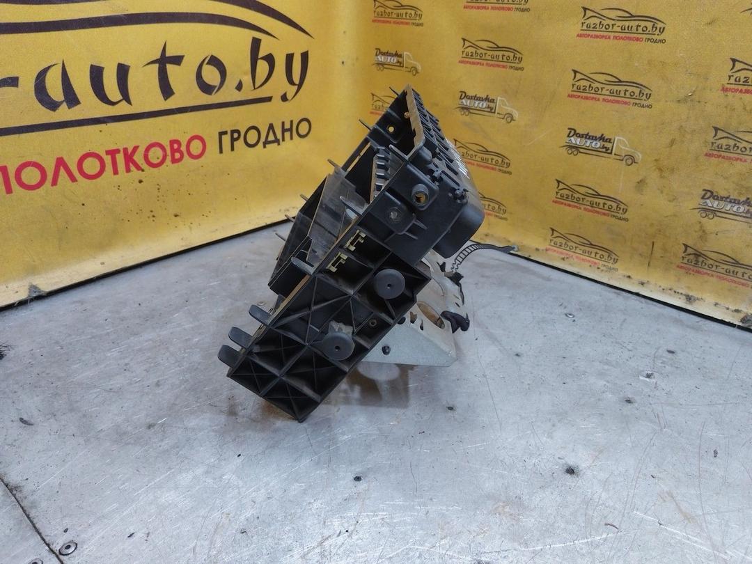 Рамка под магнитолу I6WPI1 Audi 100 купить