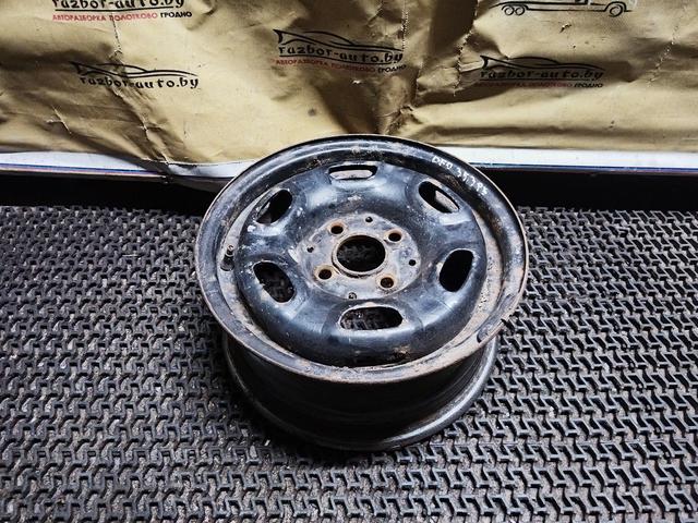 Диск штампованный R13    SUC2Y2 Volkswagen Passat