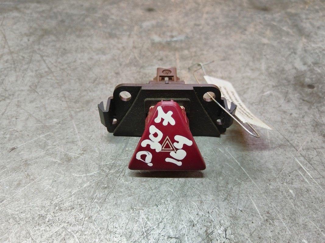 Кнопка аварийной сигнализации WM394D Peugeot 307 - Фото 2