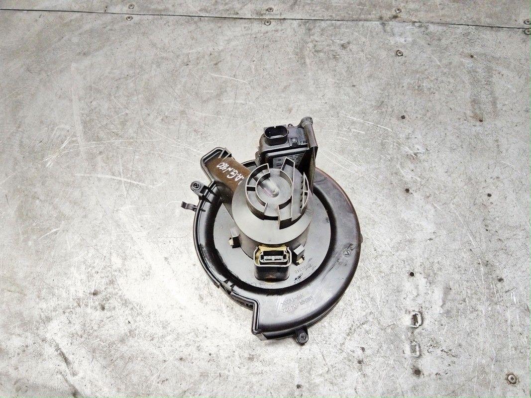 Моторчик печки 1O4JFT Opel Astra купить