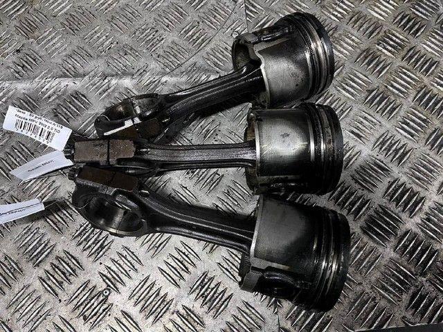 Поршень HPP4UV Mazda MPV