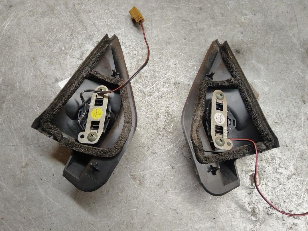 Динамик высокочастотный (пищалка) 1W69T5 Nissan Micra купить в магазине запчастей бу