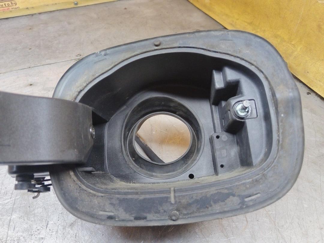 Лючок топливного бака UOK2GX Ford Fusion - Фото 7