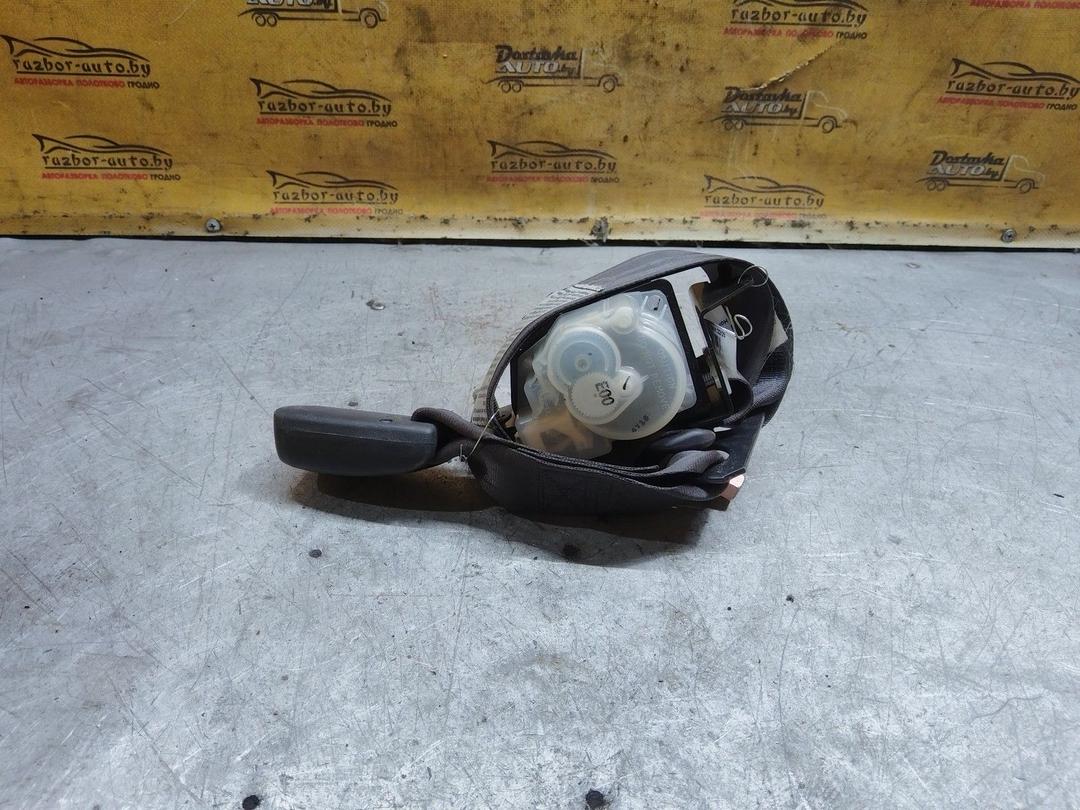 Ремень безопасности задний центральный P51K5V Honda Accord