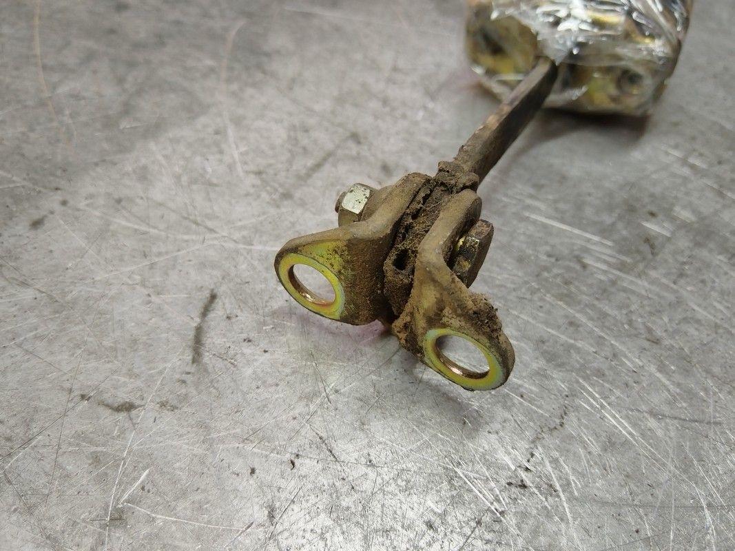 Ограничитель открывания двери задней ANVRSC Ford Galaxy купить