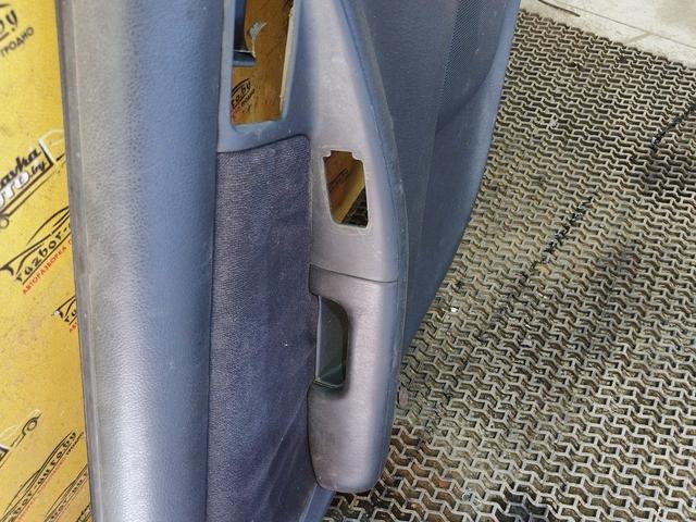 Обшивка двери задней левой (дверная карта) AXWC26 Toyota Corolla купить с доставкой