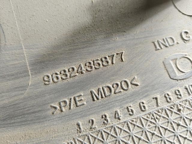 Обшивка багажника MK0M92 Citroen Xsara Picasso купить с доставкой