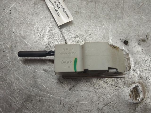 Плафон подсветки бардачка  1NZNC5 Citroen C4 купить