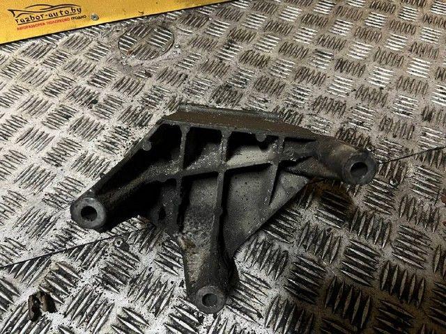 Кронштейн двигателя 3E0TMU Opel Corsa купить в магазине запчастей бу