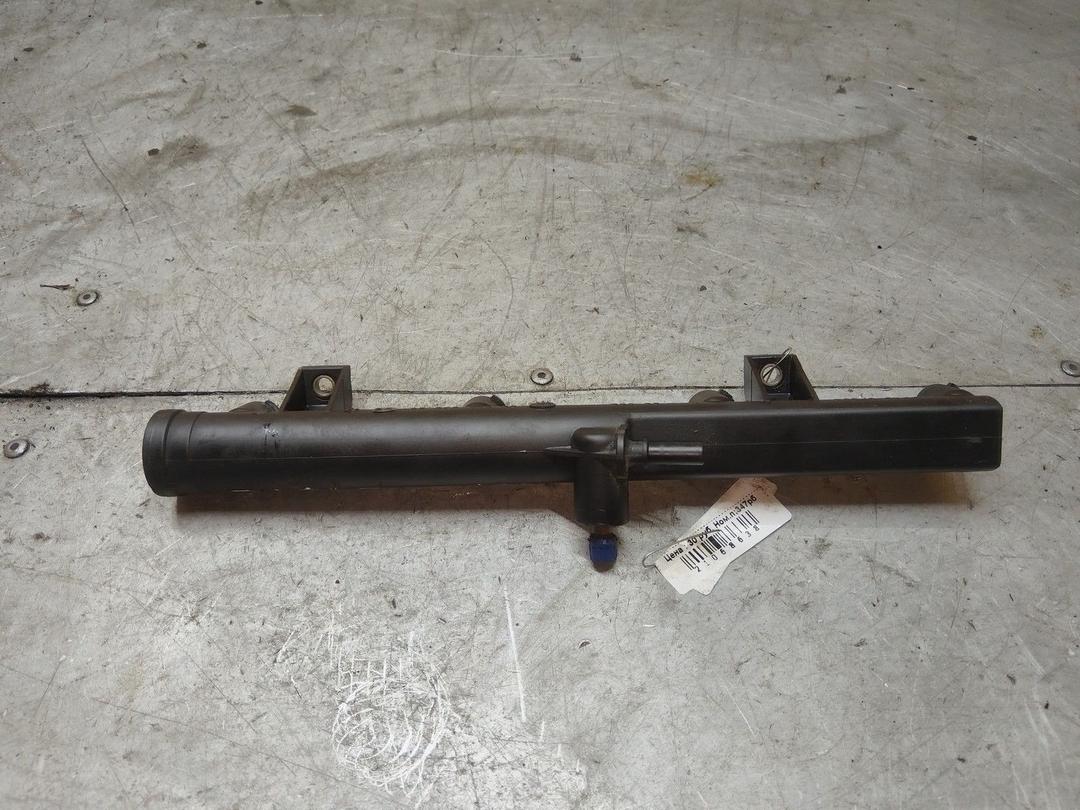 Топливная рампа U3XM2Q Citroen Xsara Picasso купить в магазине запчастей бу