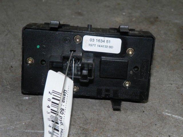 Блок управления стеклоподъемниками CXQS5X Ford Mondeo - Фото 4