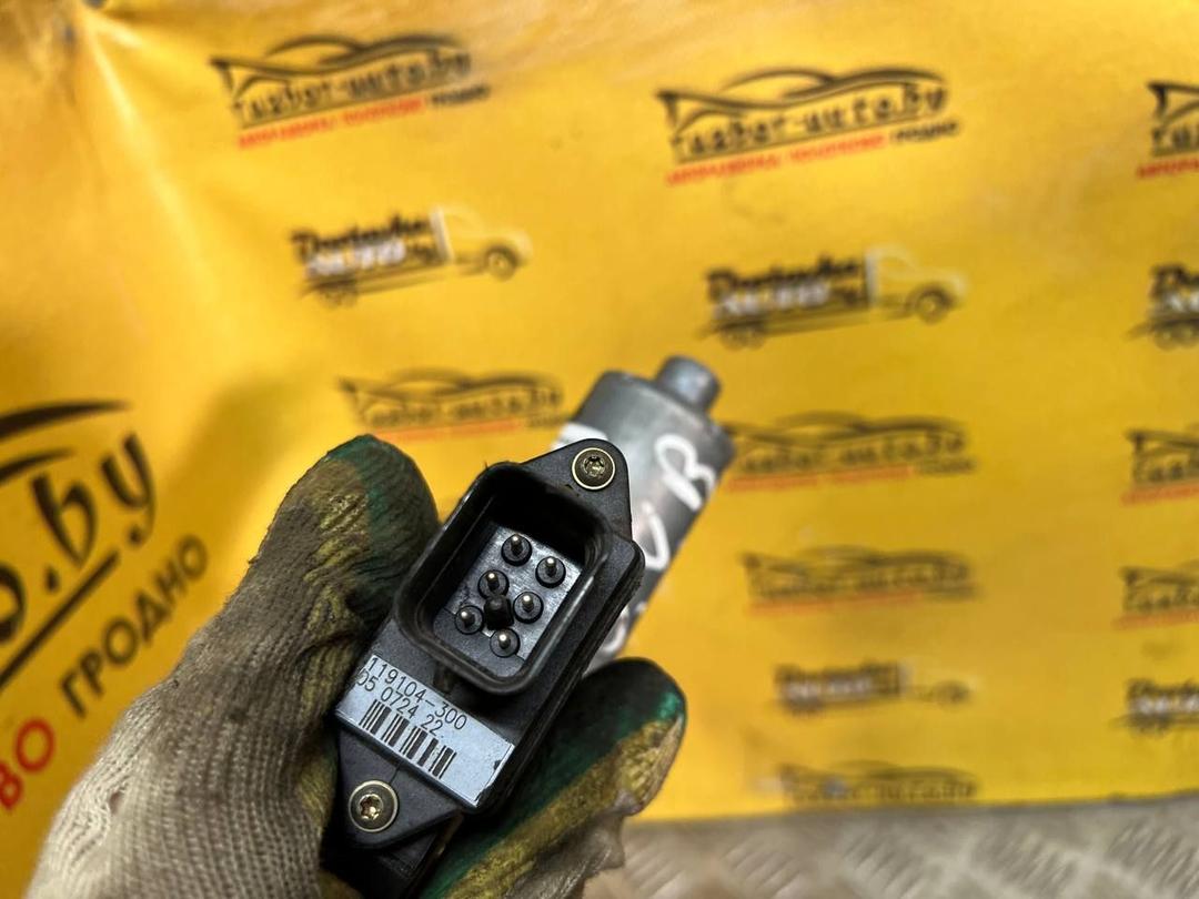 Моторчик стеклоподъемника задний правый G35Q8H Opel Zafira купить