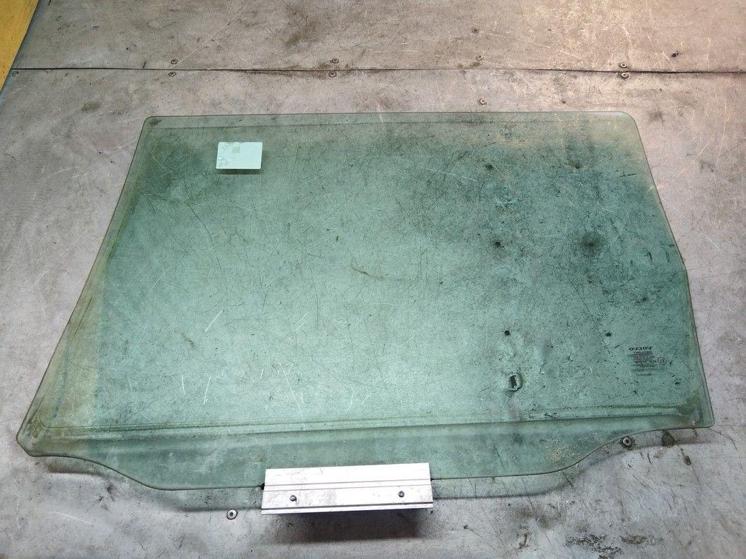 Стекло двери задней правой RP4Y8L Volvo V70 - Фото 3