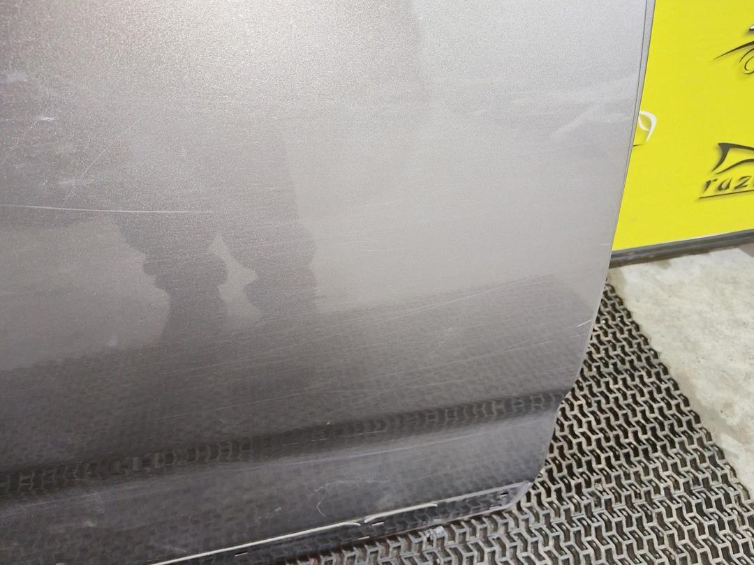 Дверь задняя правая DF003K Kia Sorento undefined