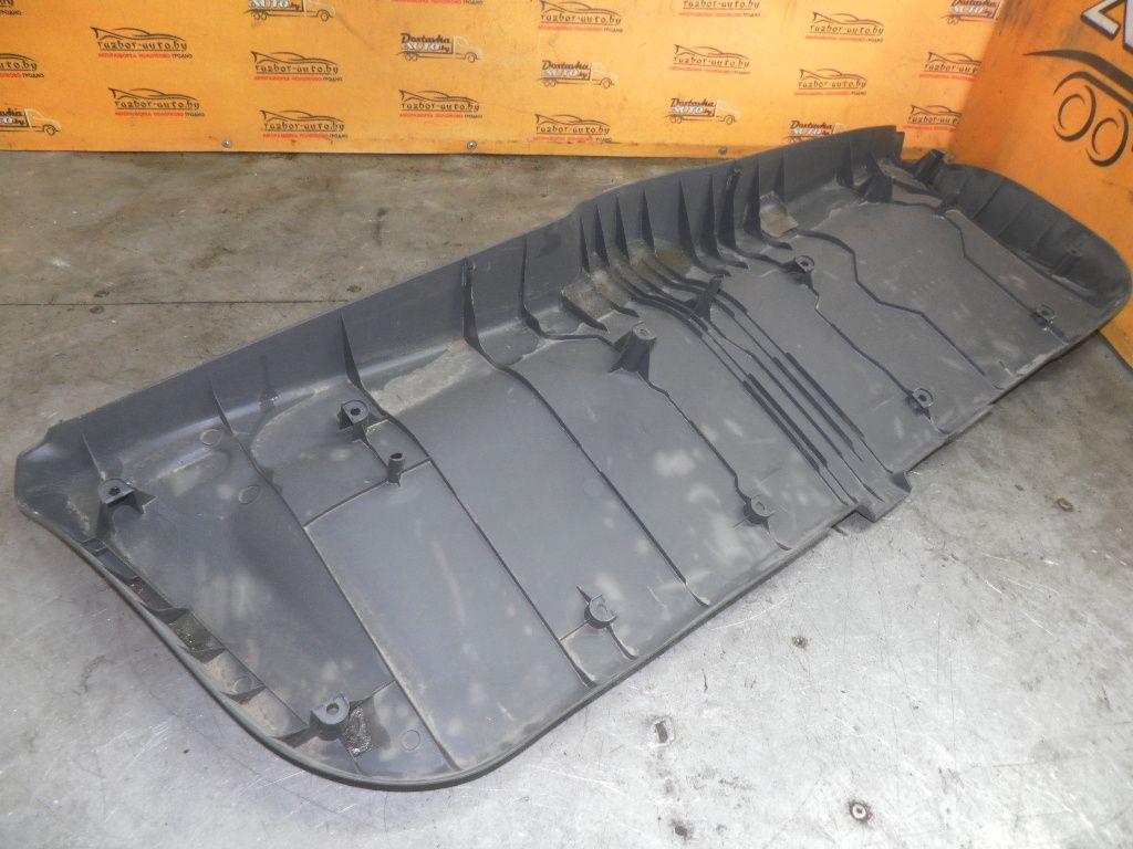 Обшивка крышки багажника KN5067 Mazda 323F купить в магазине запчастей бу