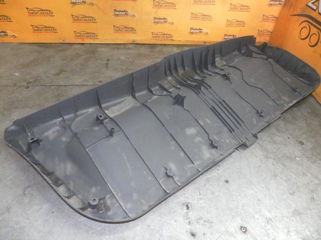 Обшивка крышки багажника KN5067 Mazda 323F купить в магазине запчастей бу