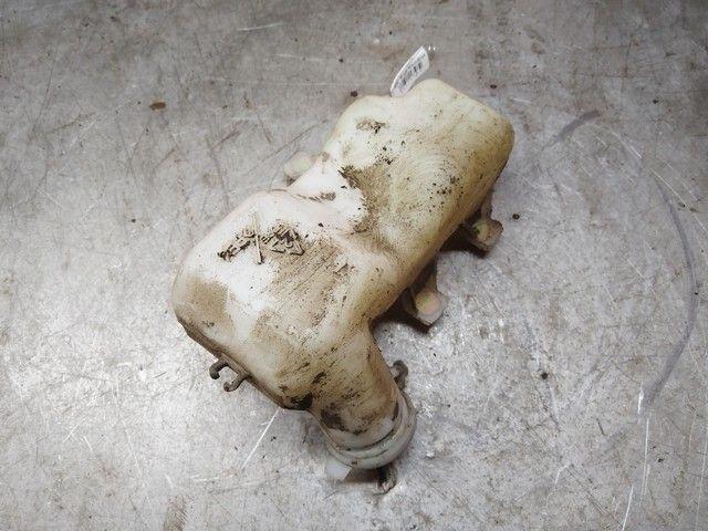 Бачок омывателя Y3O6O7 Mazda 626 купить