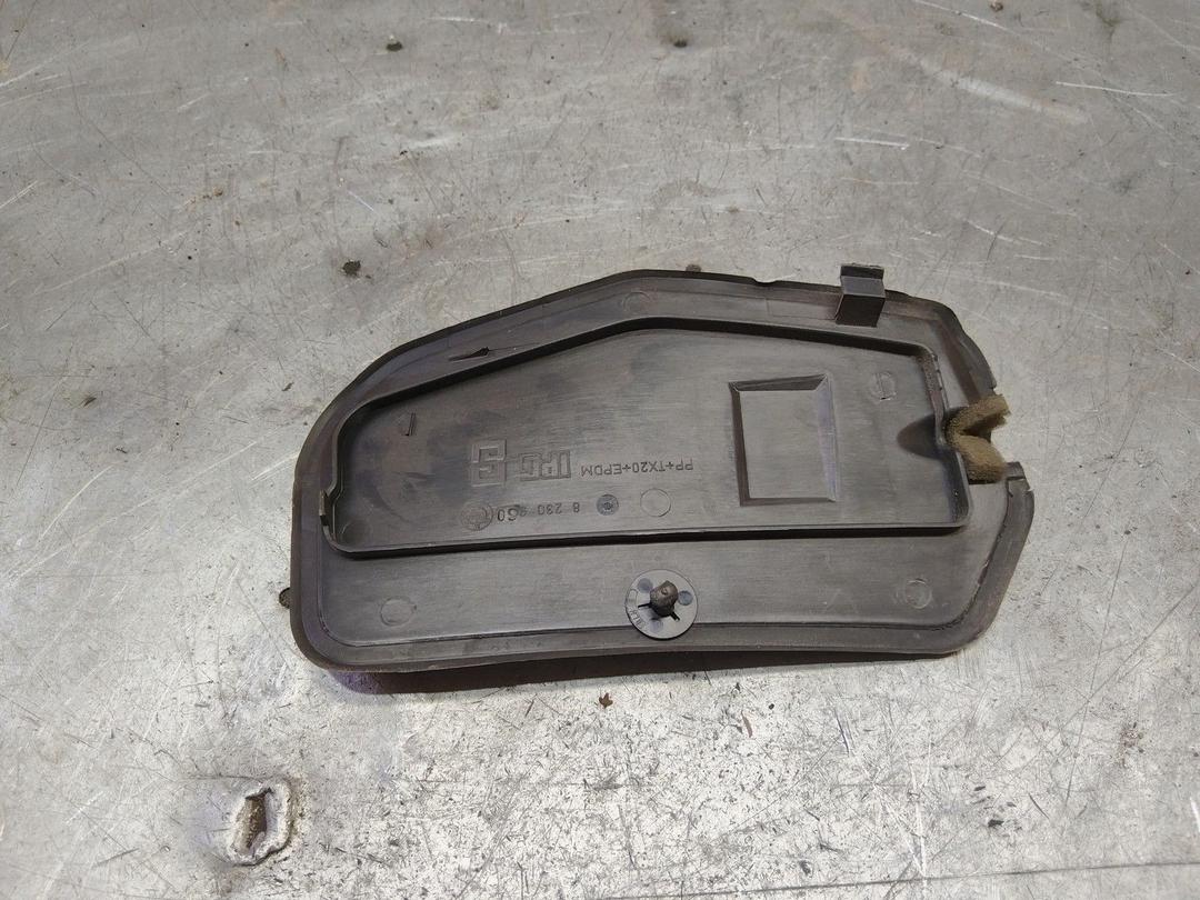 Обшивка багажника XZTU1L BMW 5 E39 купить