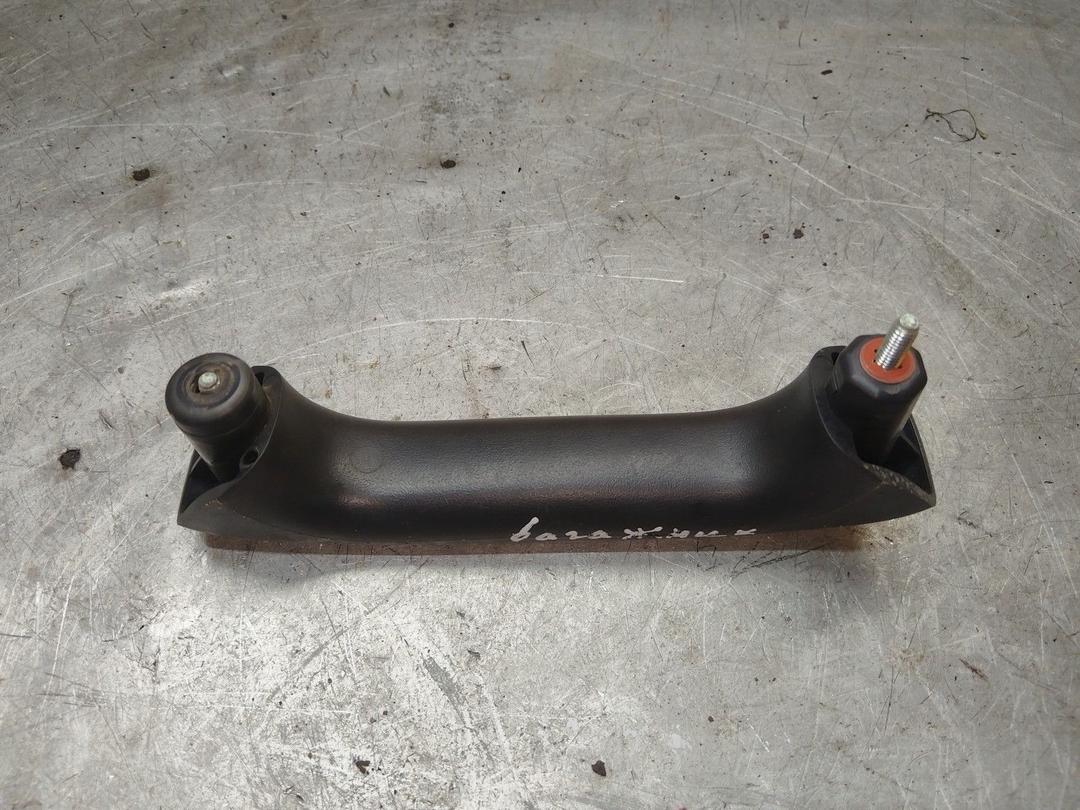 Ручка крышки багажника T2DUK6 Kia Sorento - Фото 2