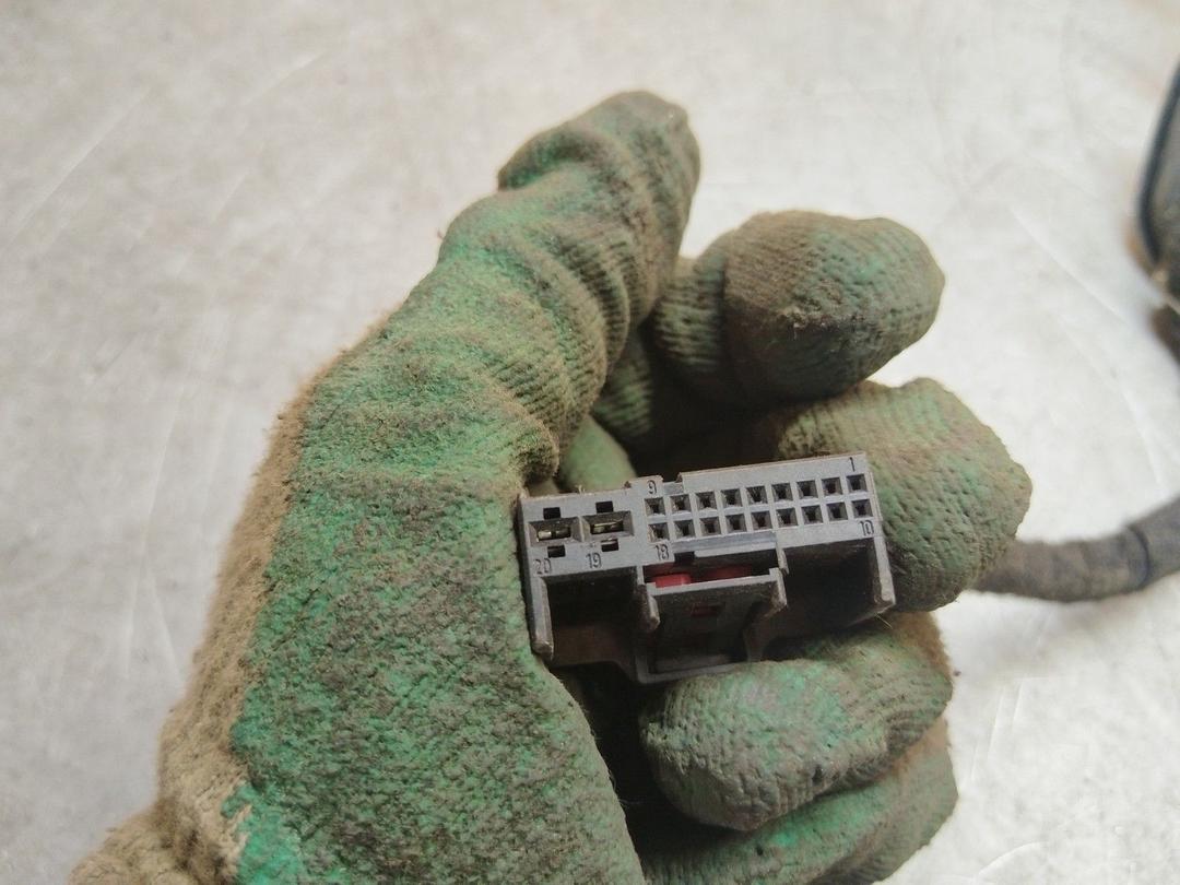 Проводка двери передней левой 6CS7W9 Volkswagen Caddy купить с доставкой