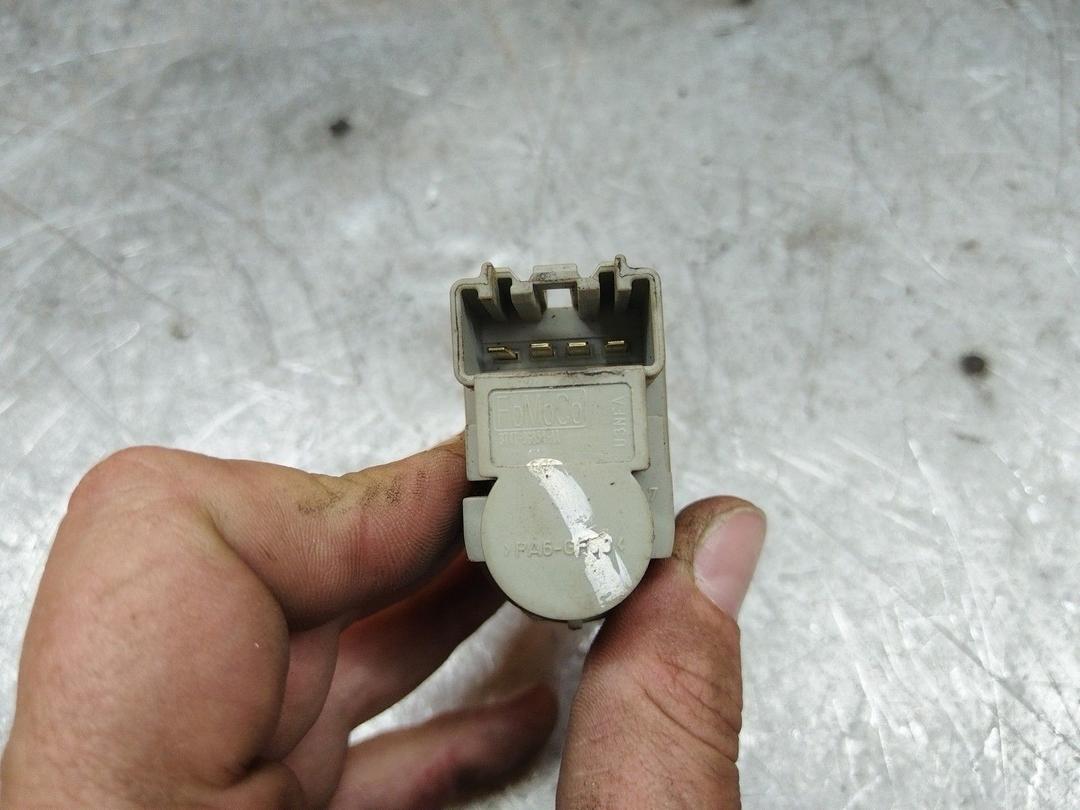 Датчик педали тормоза (лягушка) TT78P7 Ford Fusion - Фото 4