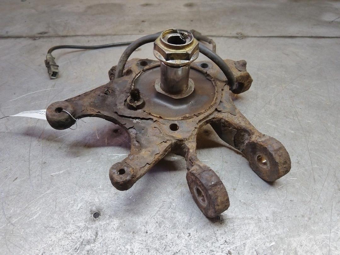 Кулак задний левый RTFCV8 Peugeot 607 купить