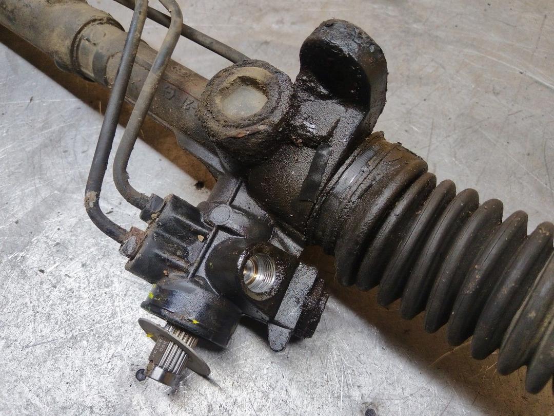 Рулевая рейка 04OZ0O Volkswagen Passat купить с доставкой