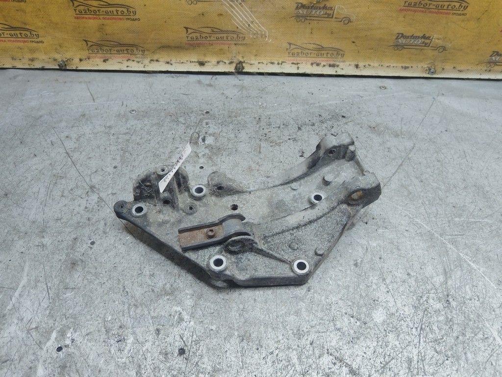 Кронштейн генератора 5SI8FQ Ford Galaxy - Фото 3