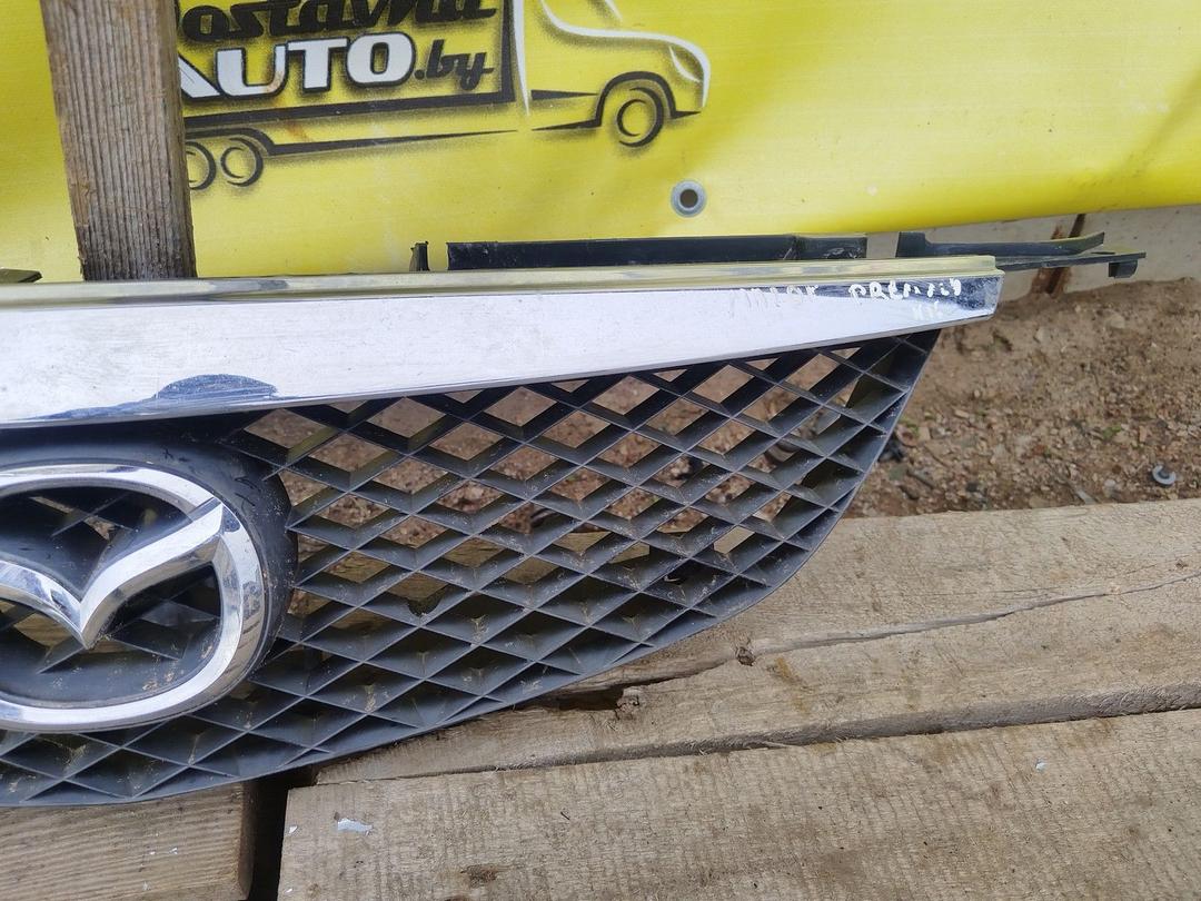 Решетка радиатора Q98JO0 Mazda Premacy купить с доставкой