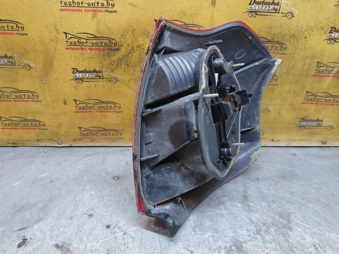 Фонарь задний правый 5F4TGH Toyota Corolla купить с доставкой