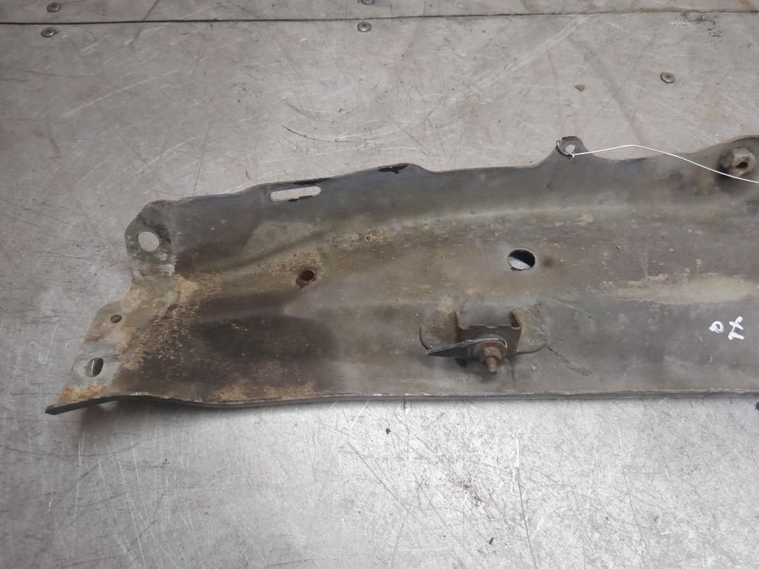 Планка под капот G0PEL7 Peugeot 406 купить с доставкой