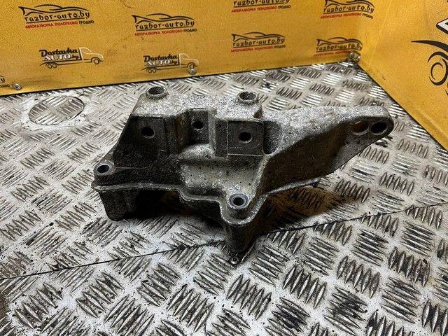 Кронштейн двигателя JWIS5H Volkswagen Golf - Фото 1