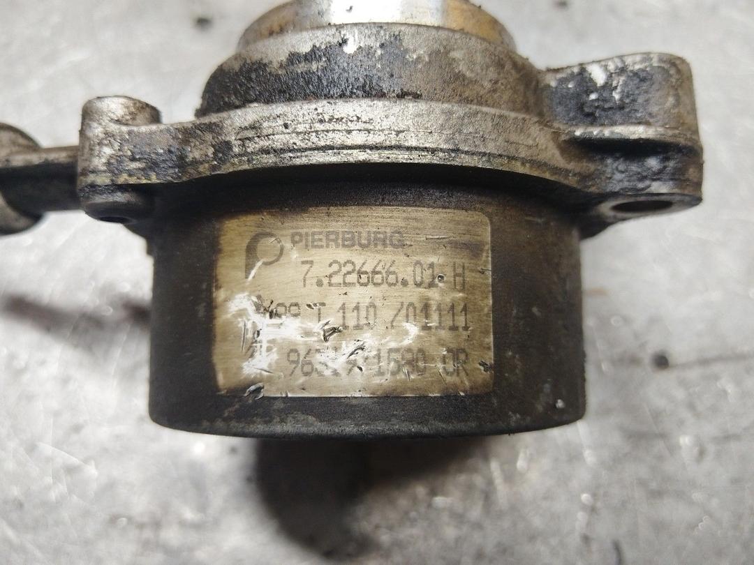 Насос вакуумный H9BBJL Peugeot 406 купить в магазине запчастей бу