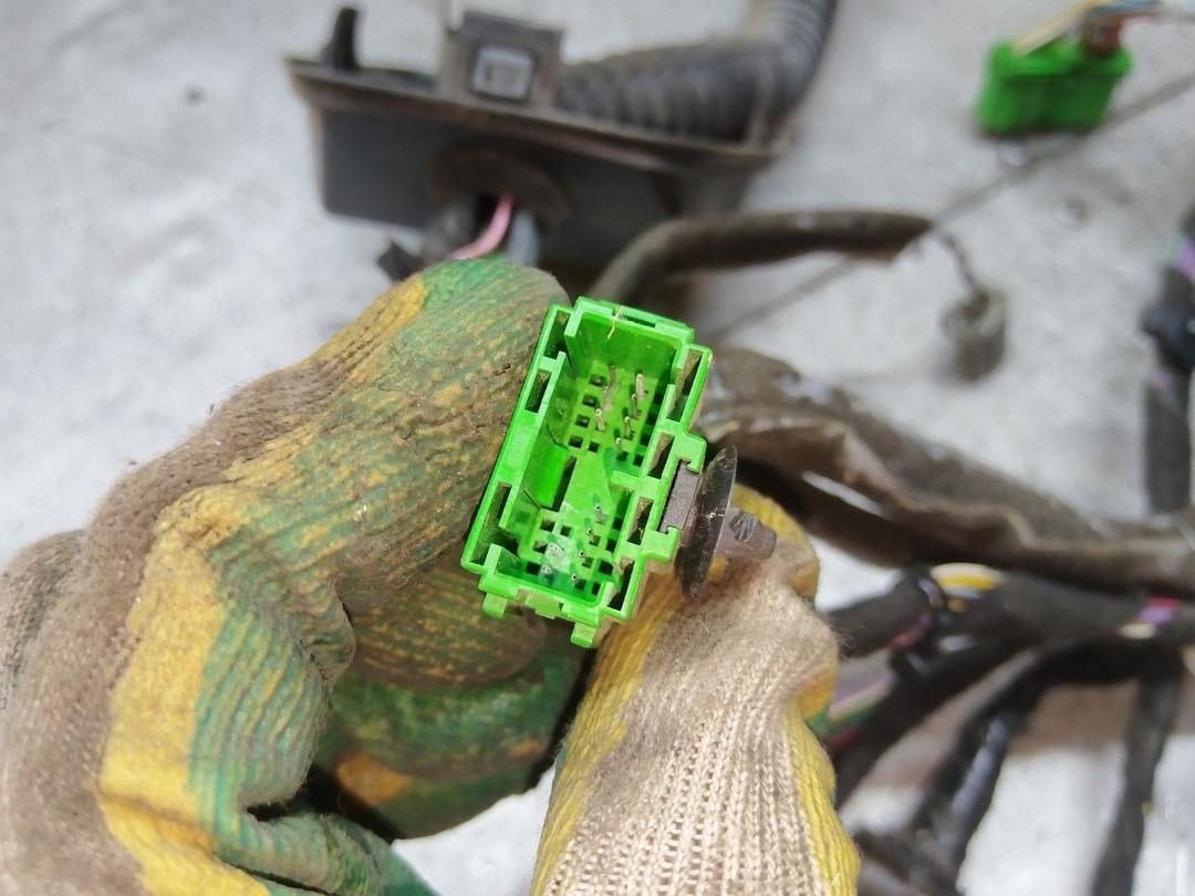 Проводка двери передней правой WD61LY Volvo V70 - Фото 6