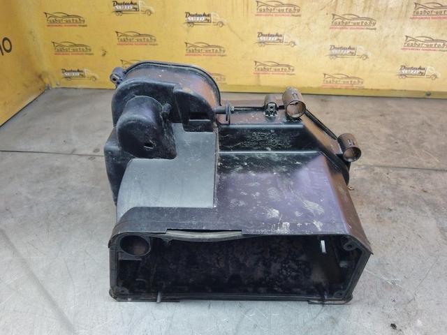 Короб предохранителей YN1G6Y Mercedes C W202 купить с доставкой