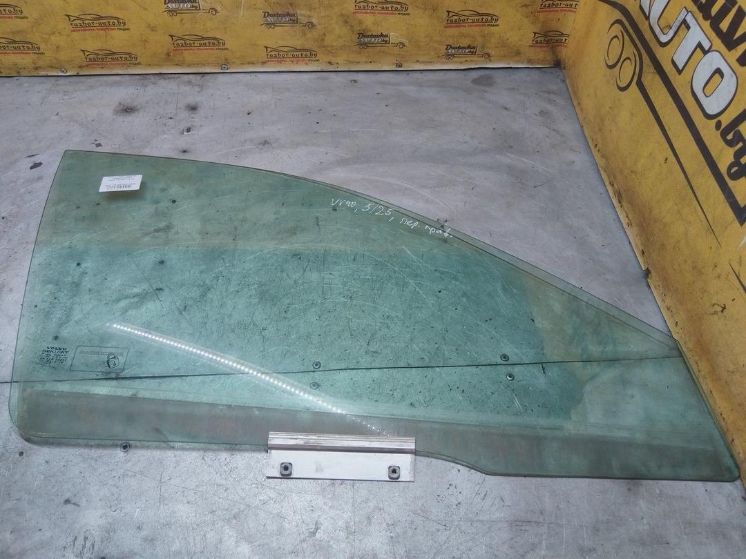 Стекло двери передней правой RJWQPC Volvo V40