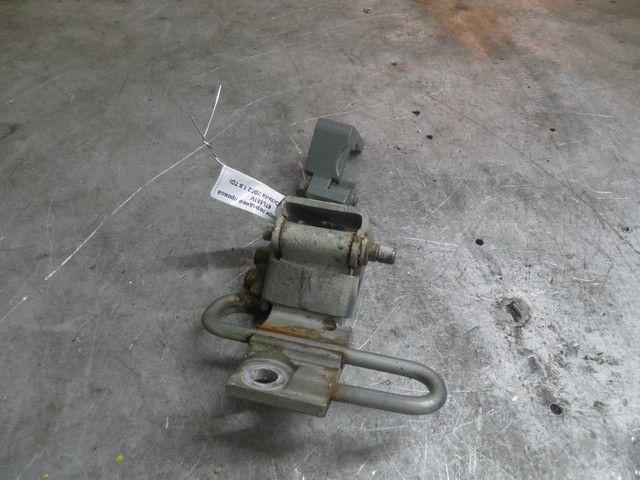 Петля двери передней правой 6TL5MV Skoda Octavia купить