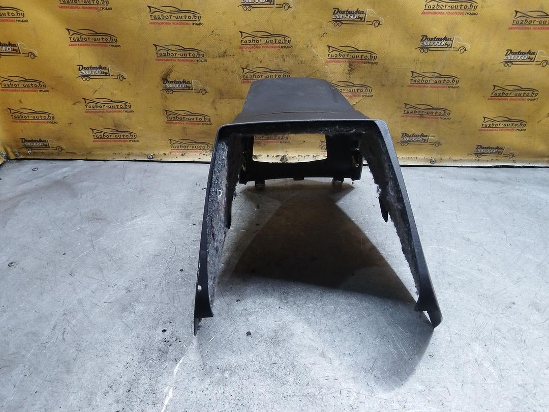 Консоль салона (кулисная часть) SEEYG3 Toyota Corolla Verso купить на авторазборке