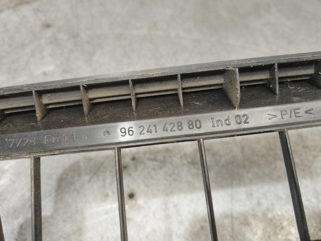 Решетка вентиляции кузова ITX04P Peugeot 406 - Фото 4