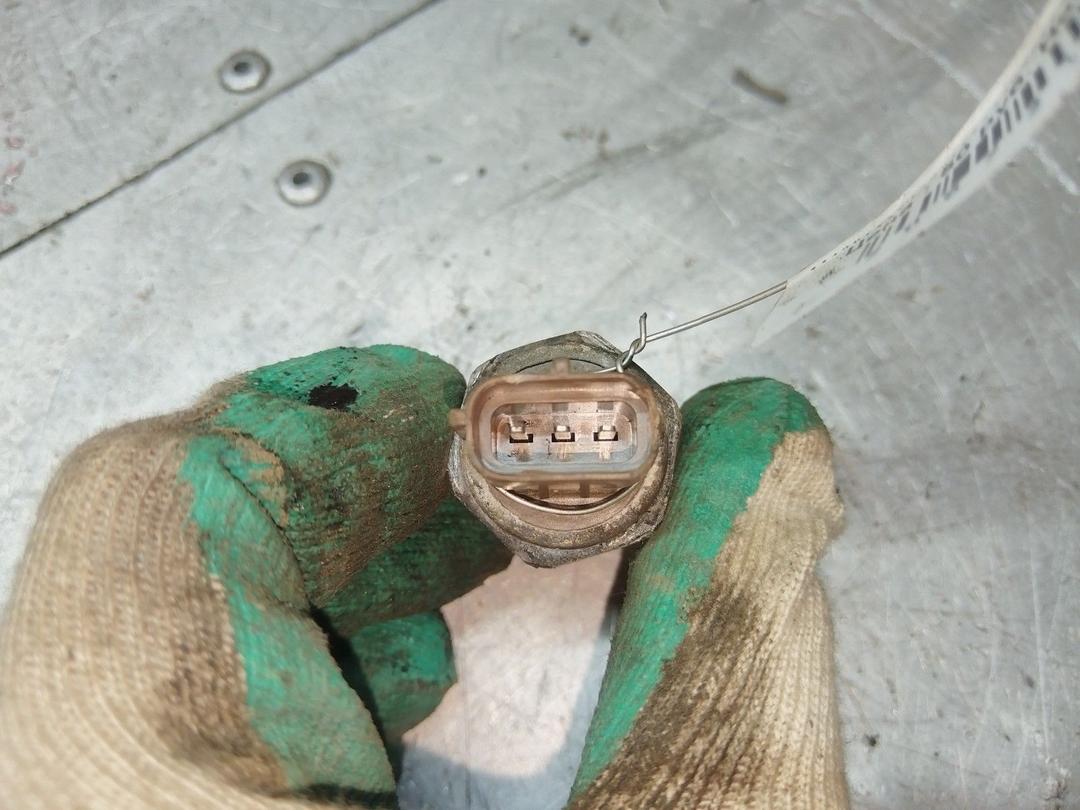 Датчик давления топлива UDQ8MD Opel Meriva - Фото 2