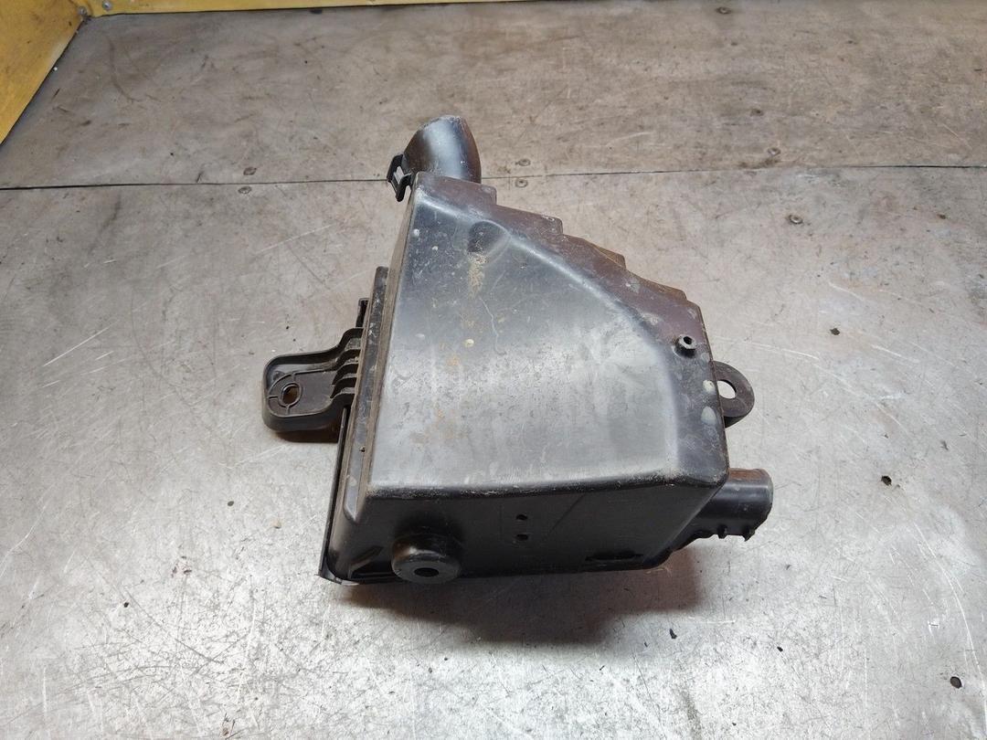 Короб предохранителей G97JE8 Dacia Logan купить с доставкой. Огромный выбор запчастей и марок авто. У нас есть практически все.