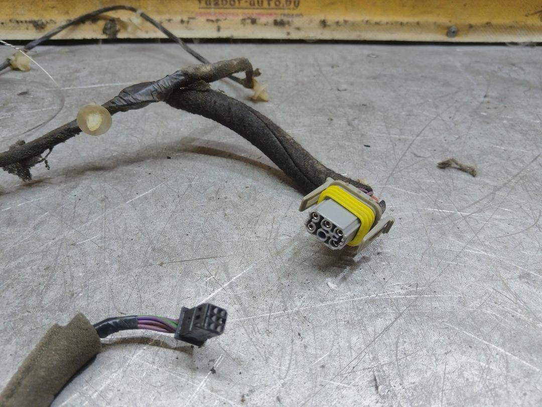 Проводка двери задней левой SEW8DA Opel Zafira купить на авторазборке